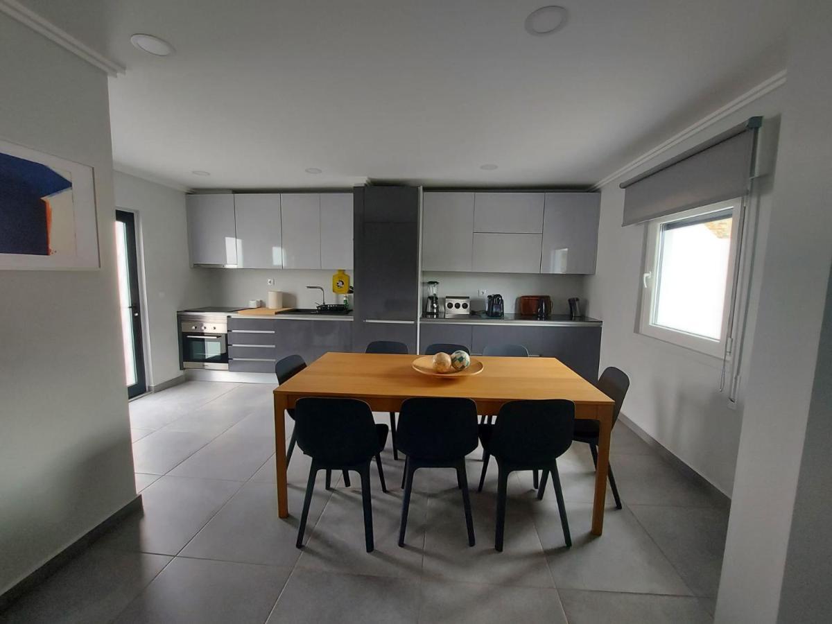 Aroeira House Holiday home *